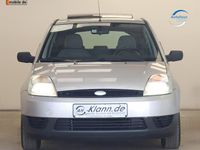 Gebraucht Ford Fiesta 68 PS (50 kW) 2002 Silber Kleinwagen