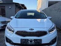 Gebraucht Kia Ceed 99 PS (72 kW) 2017 Weiß Kleinwagen