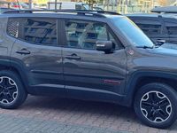 Gebraucht Jeep Renegade 170 PS (125 kW) 2016 Schwarz SUV