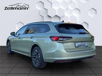 Gebraucht Skoda Superb Selection 150 PS (110 kW) 2025 Gelb Kombi