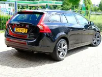 Gebraucht Volvo V60 Kinetic 150 PS (110 kW) 2011 Schwarz Kombi