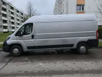 Gebraucht Peugeot Boxer 140 PS (102 kW) 2022 Grau Van