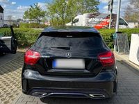 Gebraucht Mercedes A180 Edition 122 PS (89 kW) 2017 Schwarz Limousine