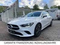 Gebraucht Mercedes CLA180 136 PS (100 kW) 2023 Weiß Limousine
