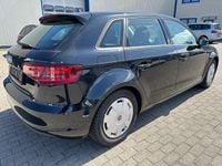 Gebraucht Audi A3 Attraction 184 PS (135 kW) 2015 Brillantschwarz Limousine