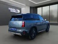 Gebraucht Mini Countryman 170 PS (125 kW) 2024 Grün / smokey green (metallic) SUV