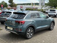 Gebraucht VW T-Roc Move 110 PS (80 kW) 2024 Blau SUV