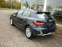 Gebraucht Audi A1 Basis 128 PS (94 kW) 2020 Blau SUV
