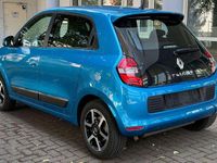 Gebraucht Renault Twingo Luxe 90 PS (66 kW) 2016 Blau pacific Kleinwagen