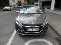 Gebraucht Peugeot 208 Active 83 PS (61 kW) 2019 Grau Kleinwagen