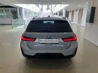 Gebraucht BMW 330 Performance 245 PS (180 kW) 2023 Grau Kombi
