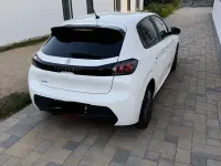 Gebraucht Peugeot 208 Active 101 PS (74 kW) 2021 Weiß Kleinwagen
