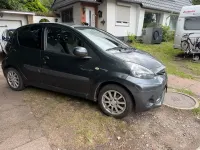 Gebraucht Toyota Aygo 68 PS (50 kW) 2012 Grau Kleinwagen