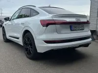 Gebraucht Audi e-tron S-Line 230 kW (313 PS) 2022 Weiß SUV