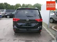Neu VW Touran Comfortline 150 PS (110 kW) 2026 Schwarz Van / Kleinbus
