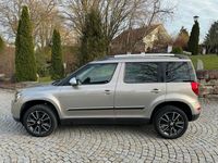 gebraucht Skoda Yeti Adventure 4x4*DSG*Xenon*Navi*Alu*Shz