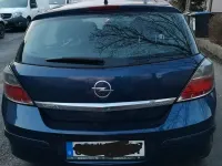 Gebraucht Opel Astra 105 PS (77 kW) 2005 Blau Limousine