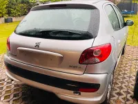 Gebraucht Peugeot 206+ 68 PS (50 kW) 2009 Silber Kleinwagen
