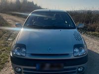 Gebraucht Renault Clio II 107 PS (78 kW) 2000 Grau Kleinwagen
