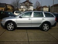 Gebraucht Skoda Octavia 140 PS (102 kW) 2010 Silber Kombi