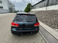 Gebraucht VW Golf VI 122 PS (89 kW) 2010 Blau Kleinwagen