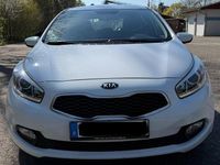 Gebraucht Kia Ceed Edition 7 99 PS (72 kW) 2014 Weiß Kleinwagen