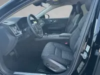 Gebraucht Volvo V60 Core 197 PS (144 kW) 2025 Schwarz Kombi