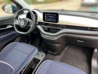 Gebraucht Fiat 500e Action 69 kW (95 PS) 2023 Grün colore interno (fabric. with fiat l (metallic) Kleinwagen