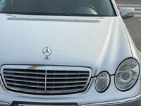 Gebraucht Mercedes 220 150 PS (110 kW) 2005 Silber Limousine