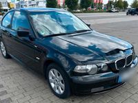 Gebraucht BMW 316 116 PS (85 kW) 2004 Schwarz Limousine