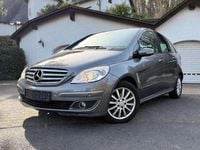 Gebraucht Mercedes B200 Edition 136 PS (100 kW) 2009 Grau Van / Kleinbus