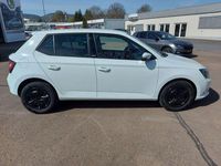 Gebraucht Skoda Fabia Joy 90 PS (66 kW) 2016 Laserweiss Kleinwagen
