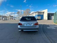 Gebraucht BMW 523 177 PS (130 kW) 2007 Grau Kombi