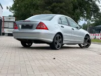 Gebraucht Mercedes C220 150 PS (110 kW) 2006 Silber Limousine