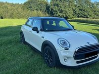 Gebraucht Mini Cooper D Pepper 116 PS (85 kW) 2018 Weiß Kleinwagen