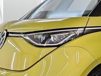 Gebraucht VW ID. Buzz Pro 150 kW (204 PS) 2024 Limonengelb metallic Van / Kleinbus