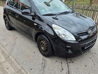 Gebraucht Hyundai i20 Classic 77 PS (56 kW) 2011 Schwarz Kleinwagen