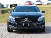 Gebraucht Mercedes A180 122 PS (89 kW) 2012 Schwarz Kleinwagen