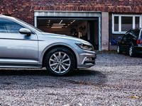 Gebraucht VW Passat Highline 150 PS (110 kW) 2018 Silber Kombi