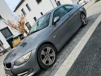 Gebraucht BMW 320 184 PS (135 kW) 2011 Grau Coupé