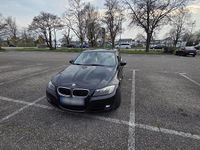 Gebraucht BMW 318 143 PS (105 kW) 2011 Schwarz Limousine