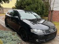 Second-hand Audi A3 Ambition 102 CP (75 kW) 2003 Negru Hatchback