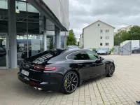 Gebraucht Porsche Panamera 462 PS (339 kW) 2020 Schwarz Kleinwagen
