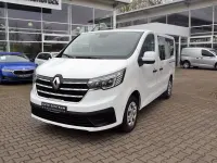 Gebraucht Renault Trafic Life 150 PS (110 kW) 2023 Weiß Van / Kleinbus