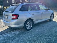 Gebraucht Skoda Fabia Ambition 110 PS (80 kW) 2016 Silber Kombi