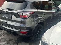 Gebraucht Ford Kuga ST-Line 179 PS (131 kW) 2017 Grau SUV