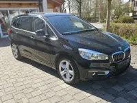 Gebraucht BMW 220 Gran Tourer Luxury Line 192 PS (141 kW) 2017 Schwarz Van / Kleinbus