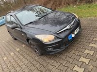 Gebraucht Hyundai i30 Classic 90 PS (66 kW) 2011 Schwarz Kombi