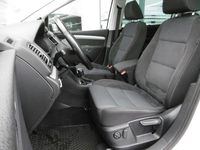Second-hand VW Sharan Style 150 CP (110 kW) 2012 Alb Monovolum