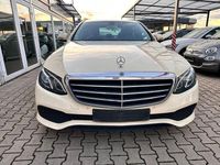 Gebraucht Mercedes E200 160 PS (117 kW) 2020 Beige Limousine